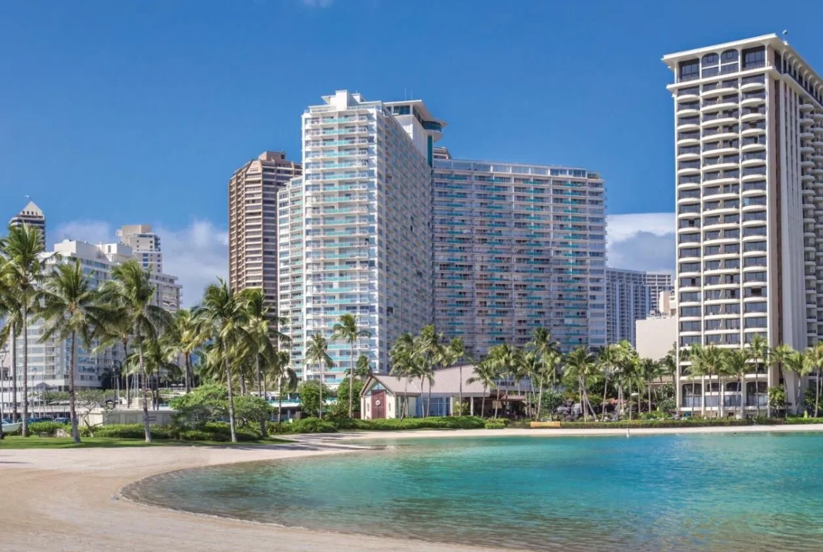 Waikiki Marina Resort at the Ilikai