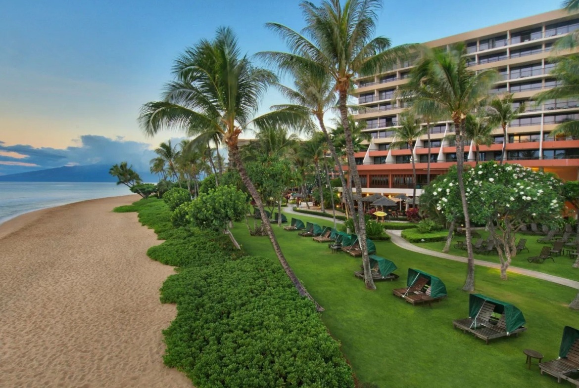 Marriott's Maui Ocean Club - Molokai, Maui & Lanai Towers beach