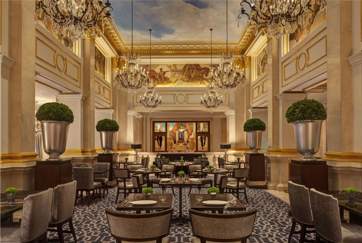 St. Regis New York, Residence Club Restaurant