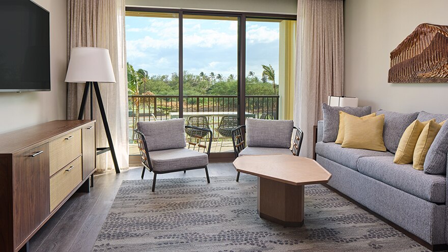 Maui Bay Villas by Hilton Grand Vacations living room
