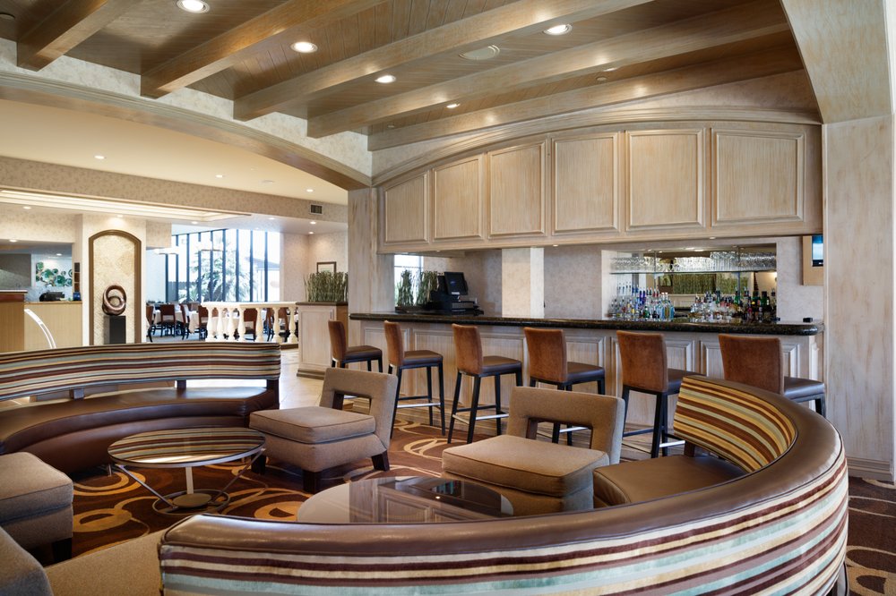 resort lounge