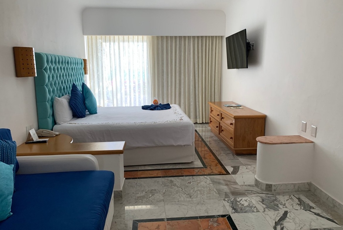 TB Travel Club bedroom