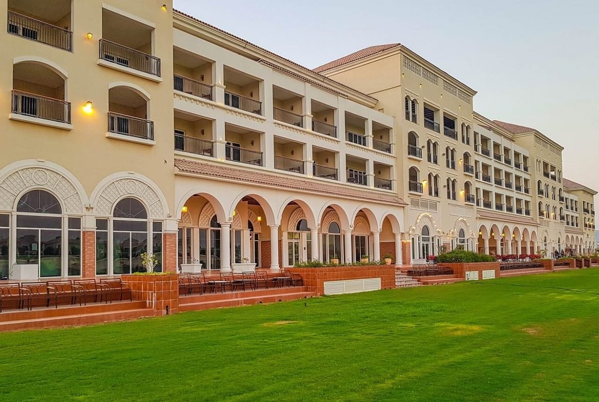 Royal Villas – Al Habtoor Polo Resort Exterior