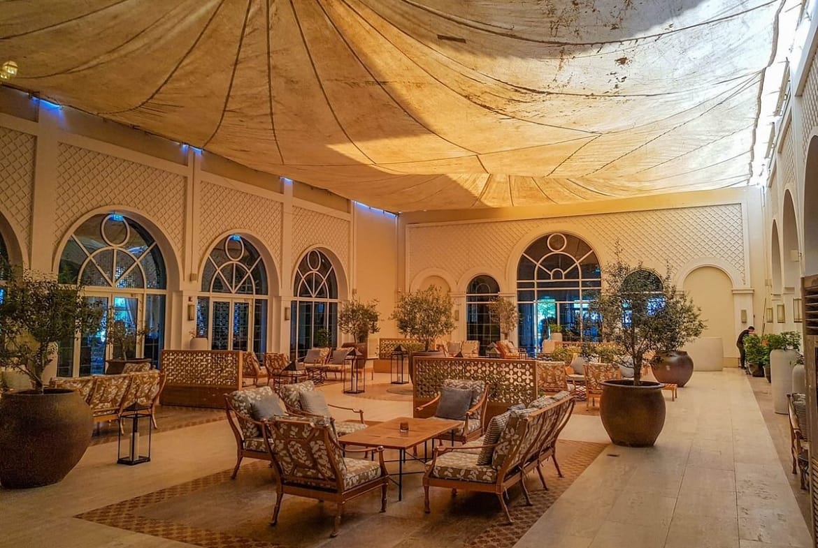 Royal Villas – Al Habtoor Polo Resort Lounge
