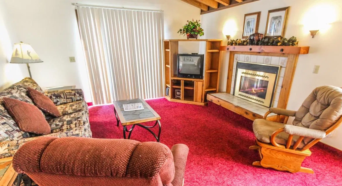 Timbers at Island Park Village Resort Living Area