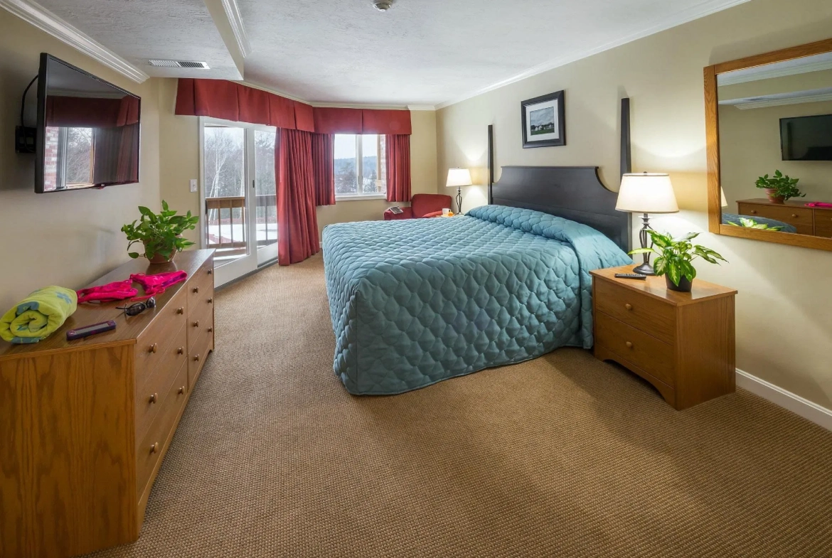 Summit Resort New Hampshire Bedroom