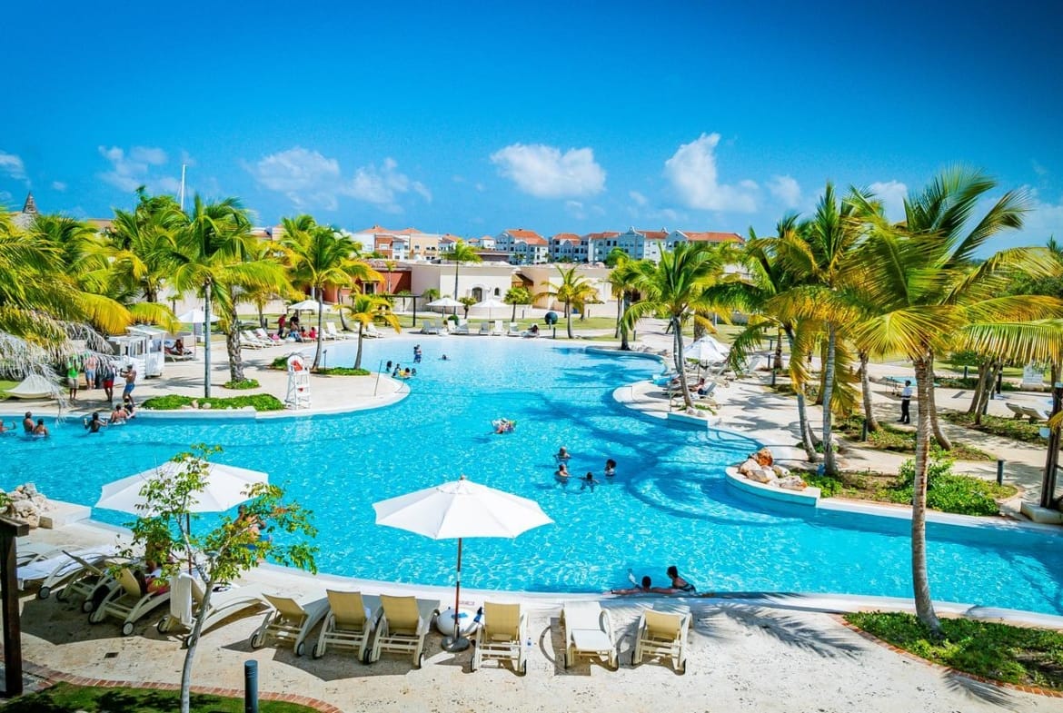ancora punta cana pool
