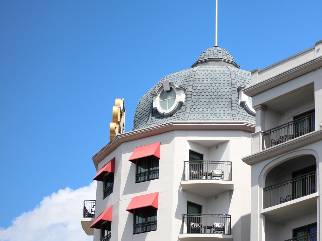 Riviera Resort