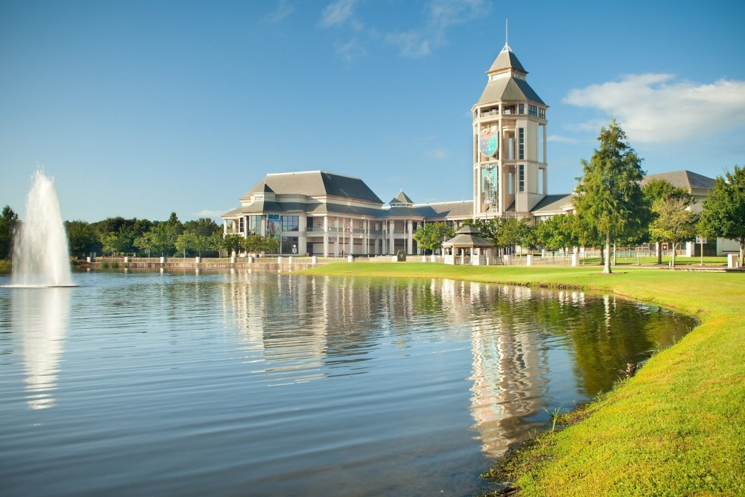 Grande Villas at World Golf Village lake