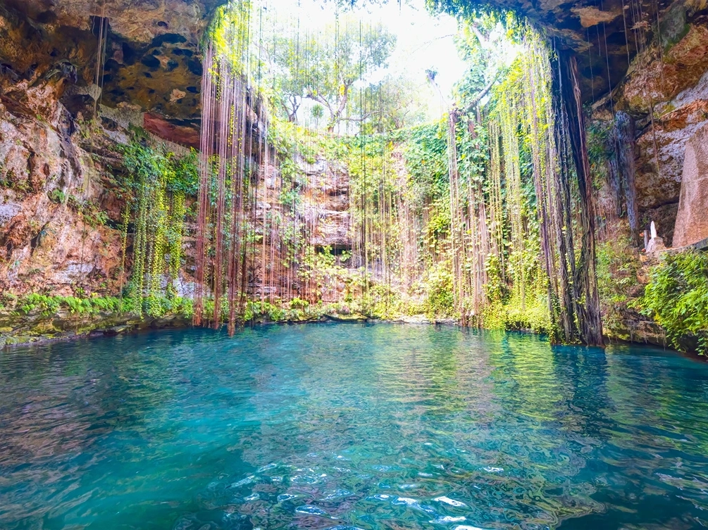 Cenote Mexico Spring Break Destinations 