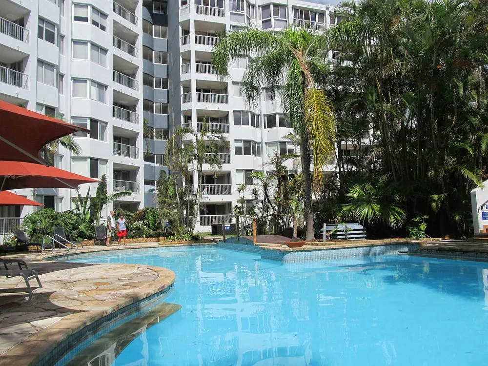 Mariner Shores Resort Pool