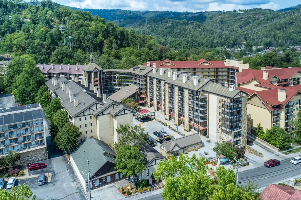 Best Places to Visit in April: Gatlinburg Town Square