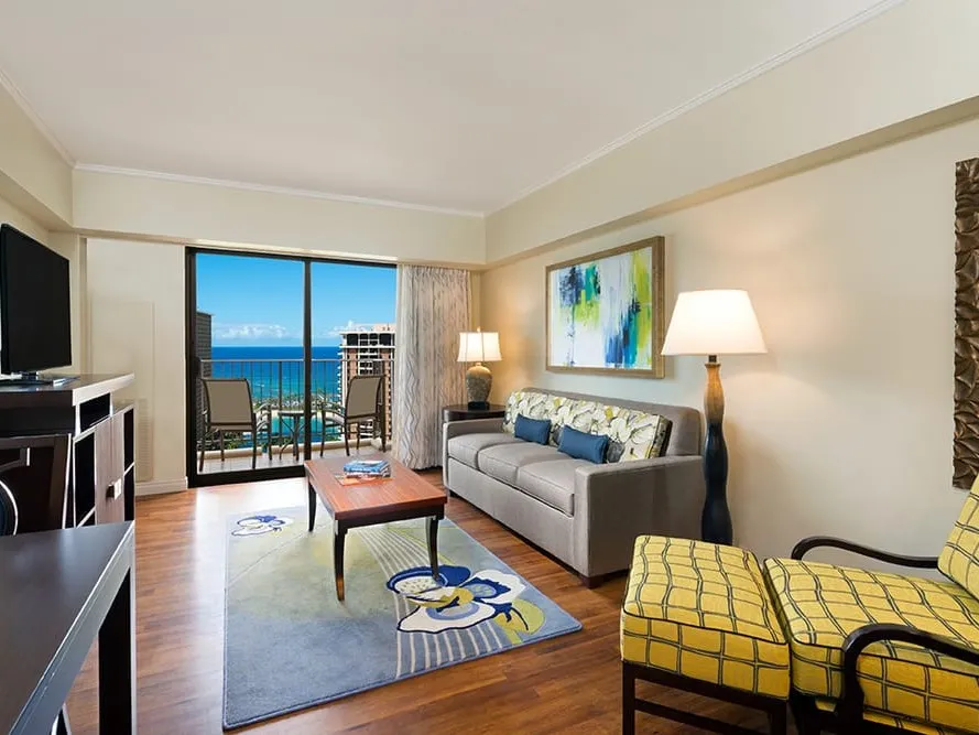 Vacation Rentals in Honolulu Hawaii: Lagoon Tower Hilton Grand Vacations Room