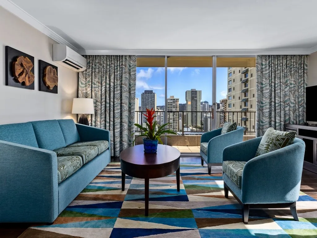 Royal Garden at Waikiki Living Room