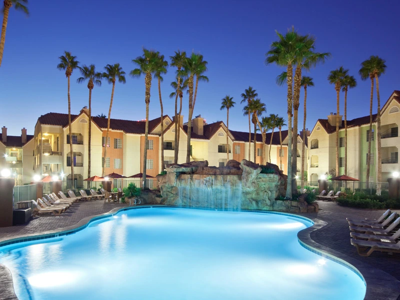 Holiday Inn Club Desert Club Pool