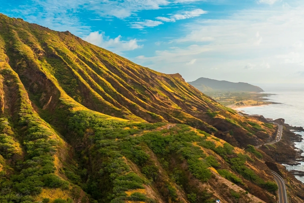 Places to Go for a Mini Vacation Diamond Head Crater in Honolulu