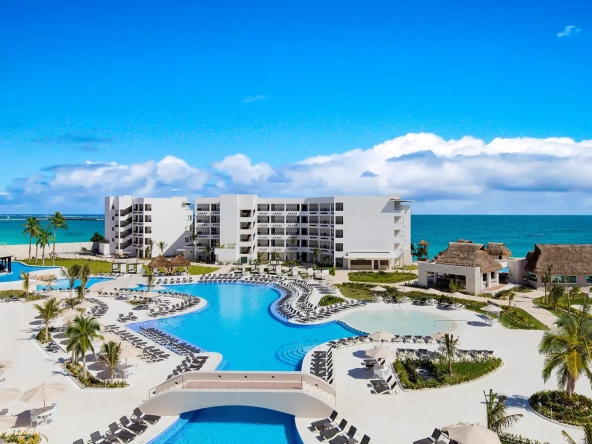 Ventus at Marina El Cid Spa & Beach Resort
