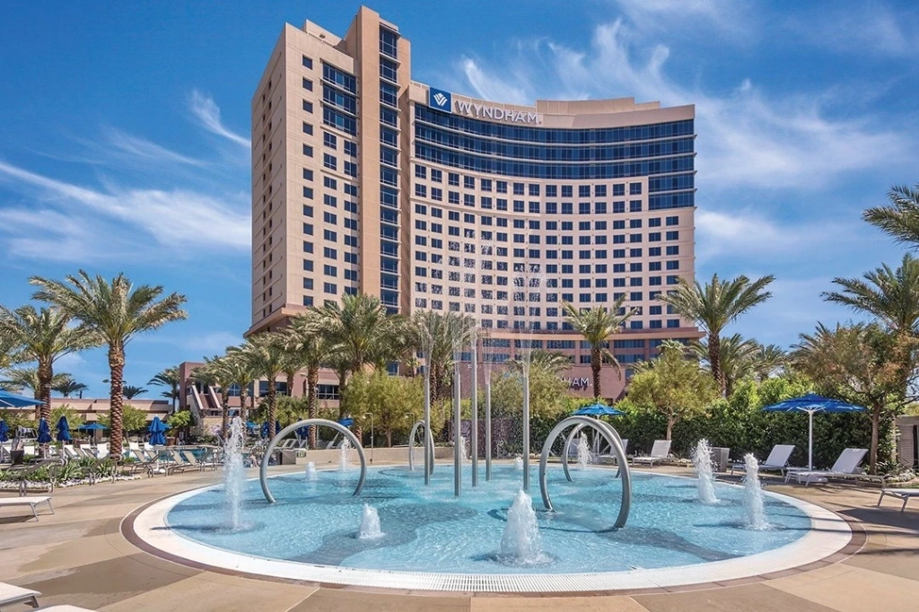 Wyndham Desert Blue