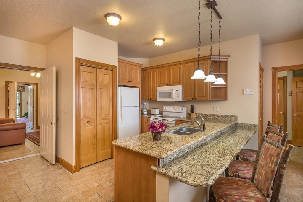 Branson Woods Kitchen