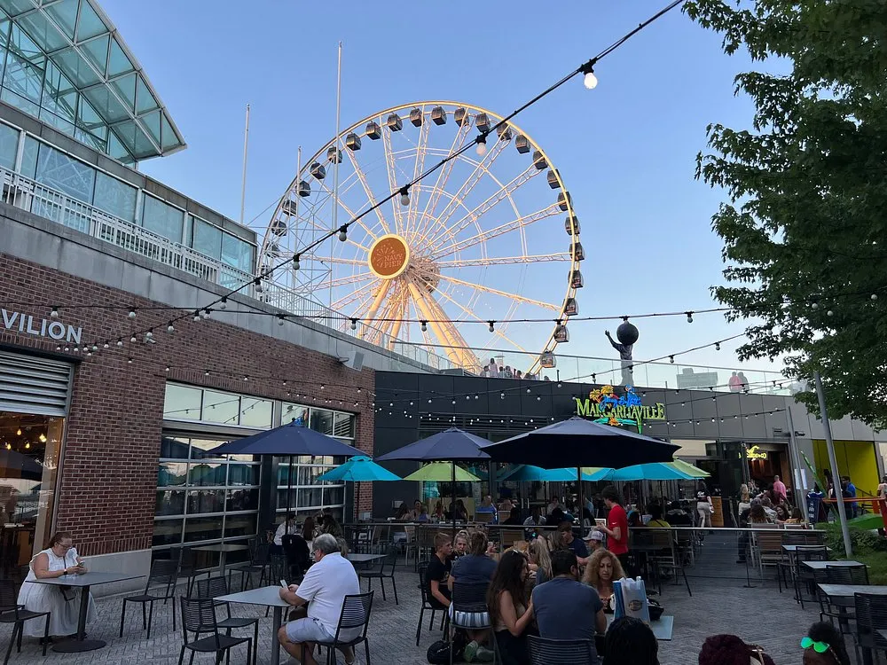 Centennial Wheel from the Navy Pier Restaurants