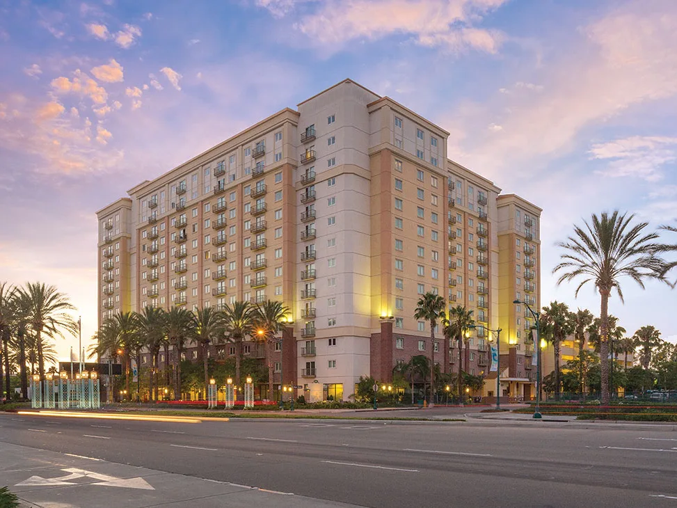 Wyndham timeshare resort at dusk, helping owners research how much they can sell their Wyndham timeshare for.